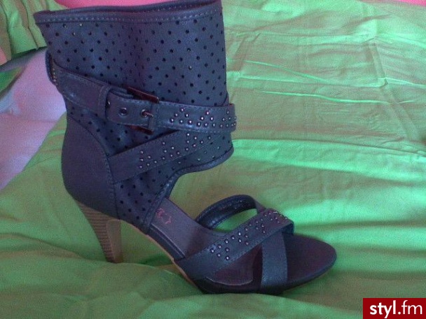 Pozostałe Buty Moda