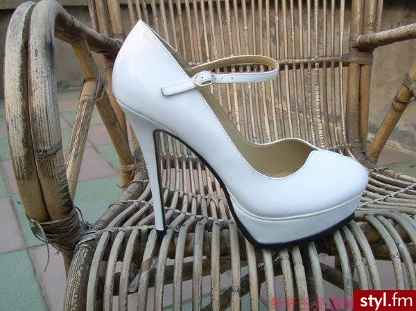 Pozostałe Buty Moda