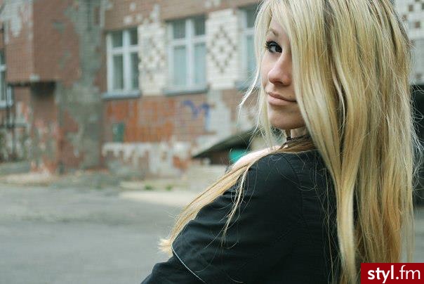 Blond Rozpuszczone Proste Na co dzień Długie Fryzury
