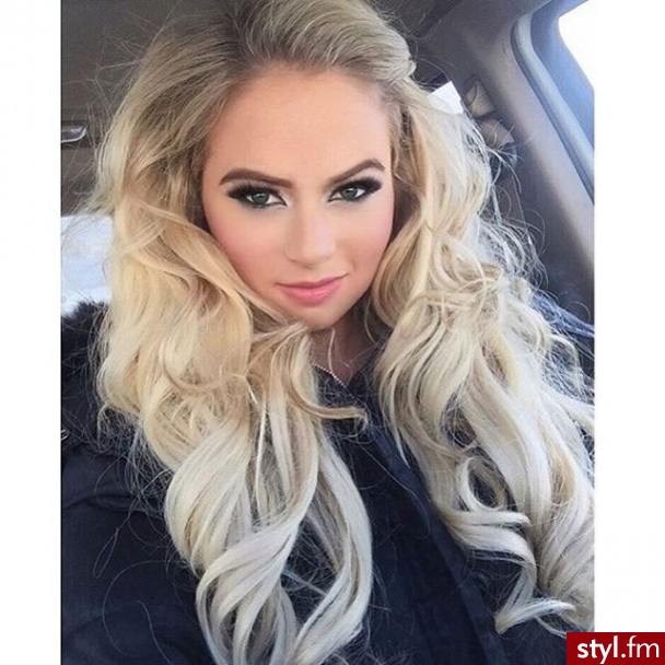 Blond Rozpuszczone Kręcone Na co dzień Długie Fryzury