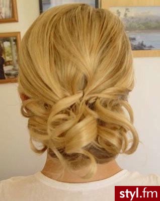 Blond Upięcie Kręcone Na co dzień Średnie Fryzury