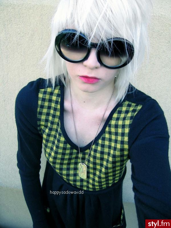 Średnie Fryzury