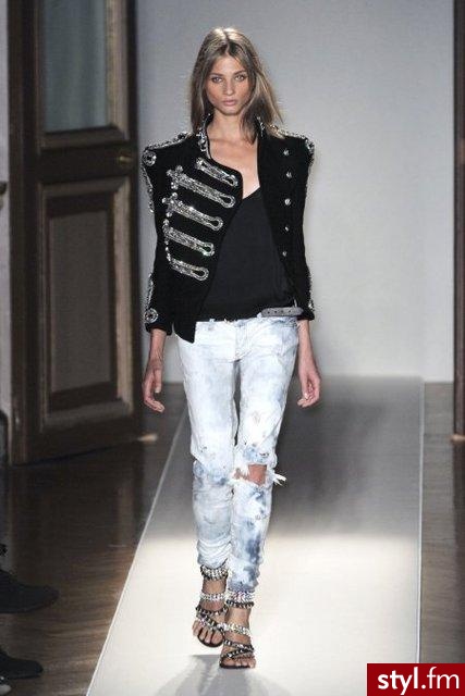 :). :) - Moda uliczna Inne Moda