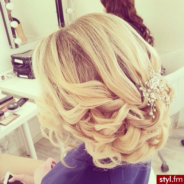 Blond Upięcie Kręcone Ślubne Długie Fryzury