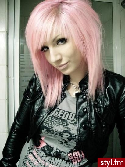 EMO Alternatywne Średnie Fryzury