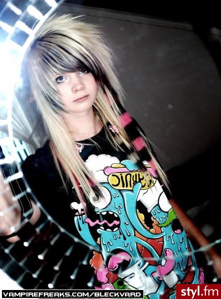EMO Alternatywne Średnie Fryzury