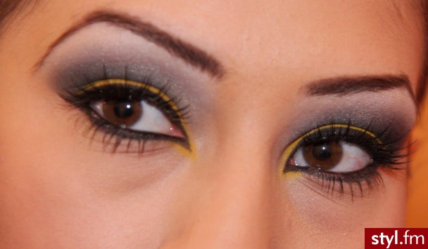 yellow - Dzienne Makijaże