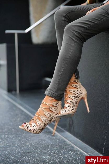 Szpilki Buty Moda