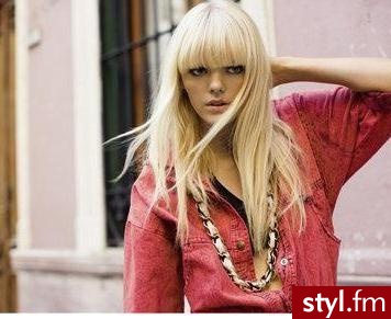 blond - Średnie Fryzury