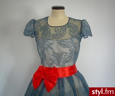 Sukienki Moda