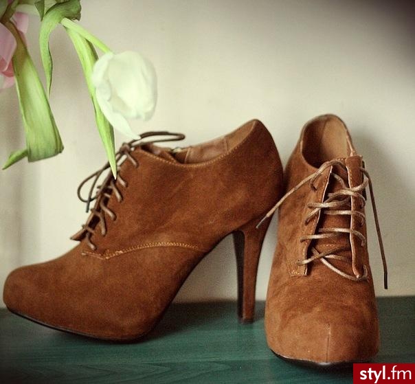 Szpilki Buty Moda
