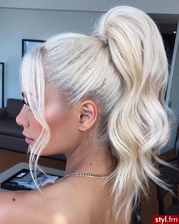 Blond Upięcie Kręcone Na co dzień Długie Fryzury
