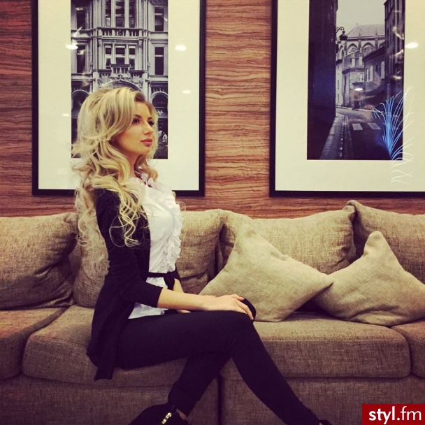 Blond Rozpuszczone Kręcone Na co dzień Długie Fryzury