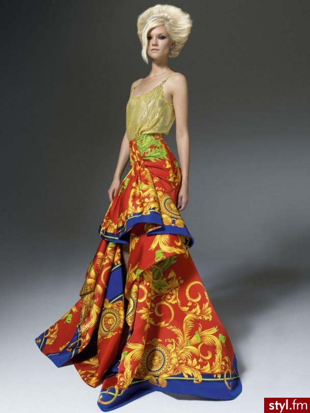 Sukienki Moda