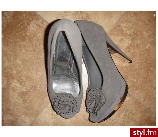 Pozostałe Buty Moda