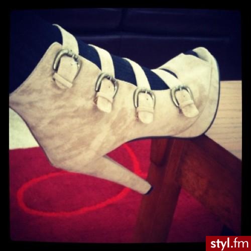 Szpilki Buty Moda