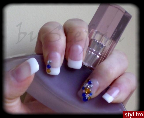 źródło : nailsofdreams.blog.onet.pl - Paznokcie