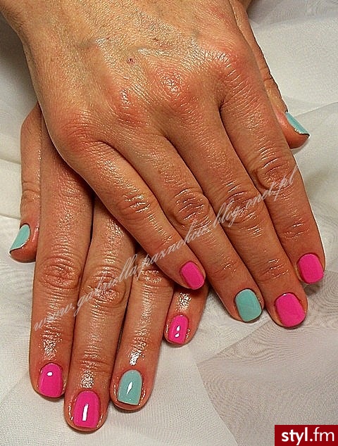 manicure hybrydowy  - Kwadratowe Żelami Naturalne Paznokcie