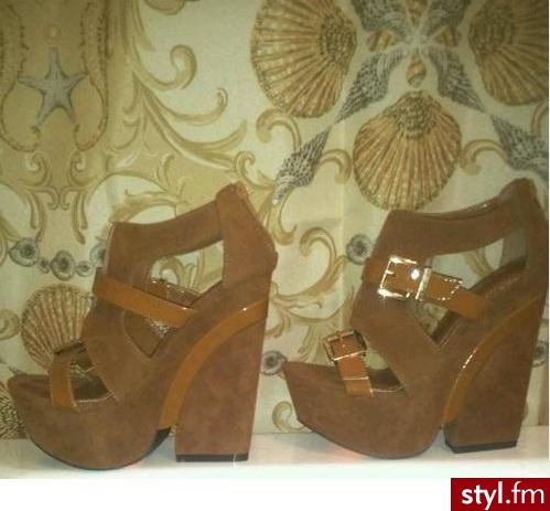 Pozostałe Buty Moda