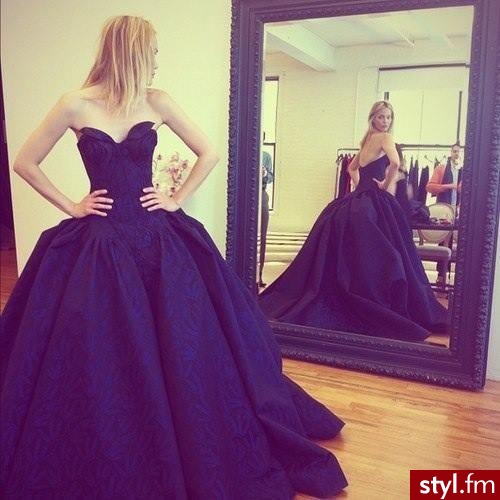 Wieczorowe Sukienki Moda