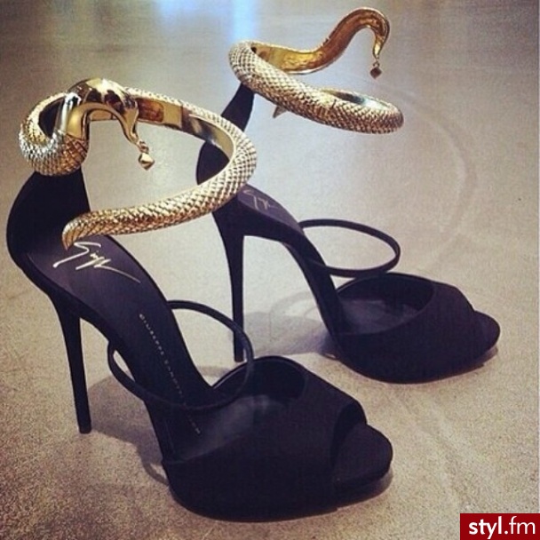 Szpilki Buty Moda