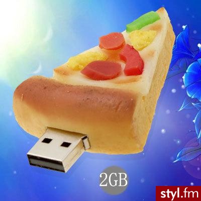 Pendrive 2GB w kształcie pizzy. Dostępny na Allegro za 74,90 zł - Gadżety Inne Moda