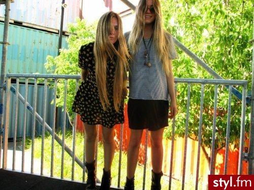 Blond Rozpuszczone Proste Na co dzień Długie Fryzury