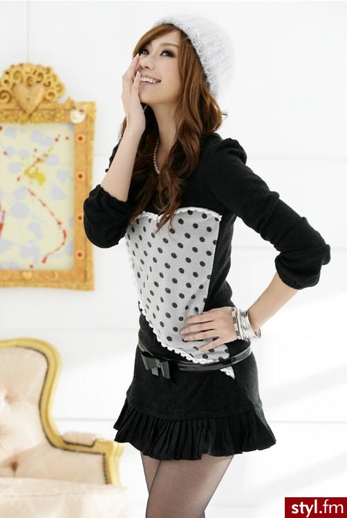 Sweterek. http://allegro.pl/0r2148-urocza-tunika-sukienka-japan-style-i1300382280.html - Pozostałe Ciuchy Moda