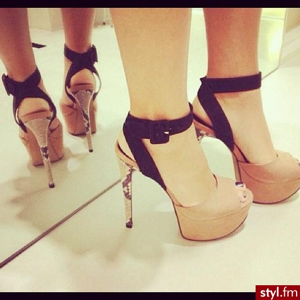 Szpilki Buty Moda