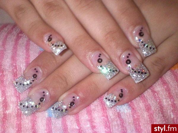 Manicure - Paznokcie