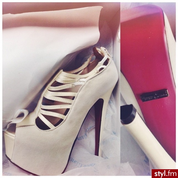 Szpilki Buty Moda