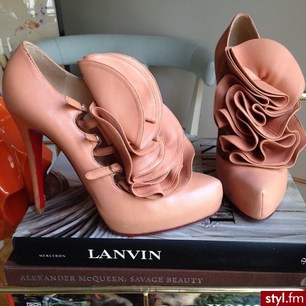 Czółenka Buty Moda