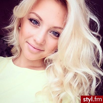 Blond Rozpuszczone Kręcone Na co dzień Długie Fryzury