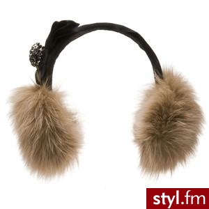 Lanvin Fox fur earmuffs - Polyvore. Pobrano ze strony: http://www.polyvore.com/lanvin_fox_fur_earmuffs/thing?id=21937573 - Nakrycia głowy Dodatki Moda