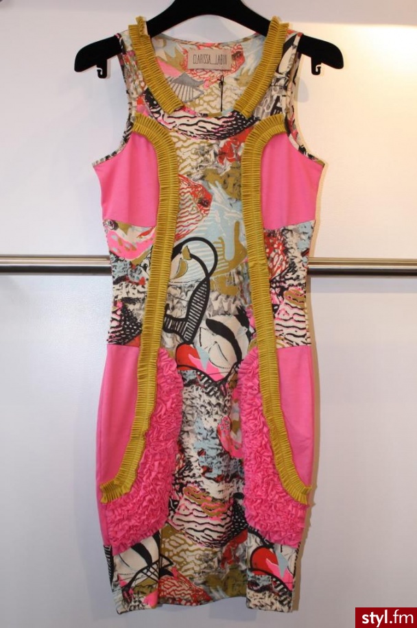 Sukienki Moda