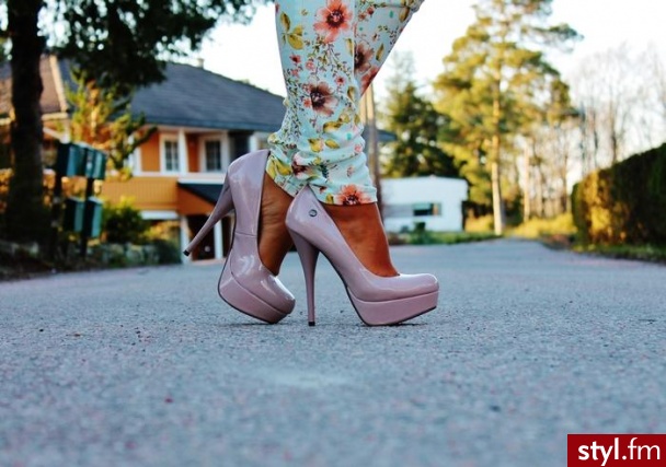 Szpilki Buty Moda