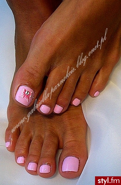 pedicure hybrydowy - Kwadratowe Zdobienia 3D Naturalne Paznokcie