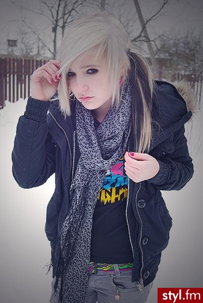 Średnie Fryzury