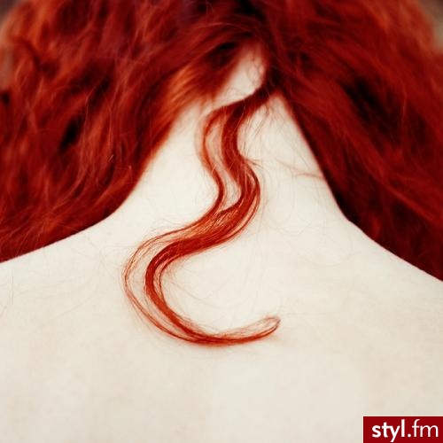 Średnie Fryzury