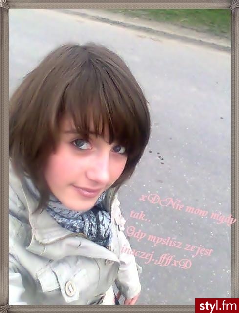 xD - Średnie Fryzury