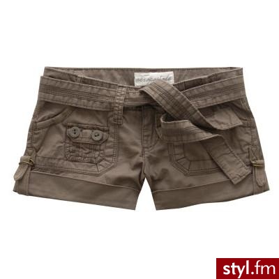 Aeropostale Aero Paper Bag Shorty Shorts Birch - Polyvore. Pobrano ze strony: http://www.polyvore.com/aeropostale_aero_paper_bag_shorty/thing?id=7710092 - Pozostałe Ciuchy Moda