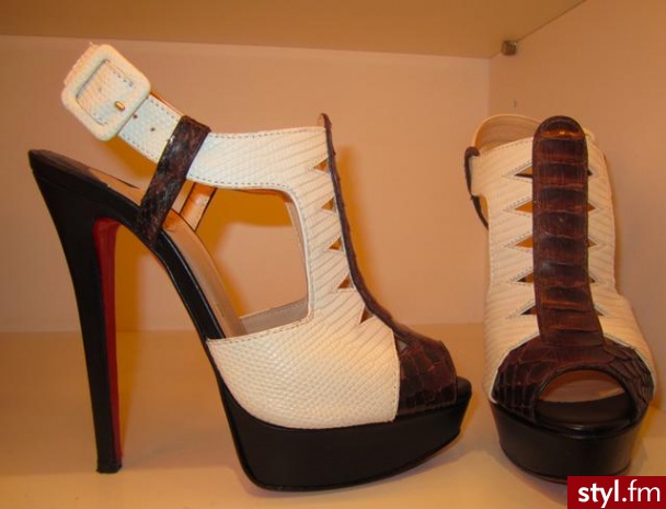 Pozostałe Buty Moda
