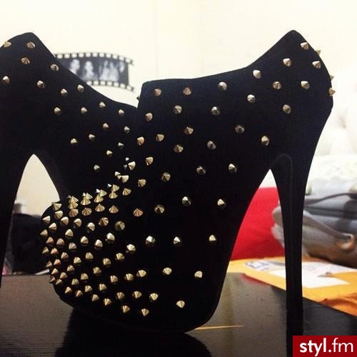 Szpilki Buty Moda
