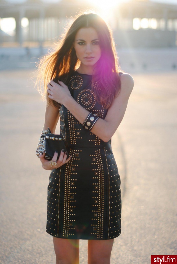 Sukienki Moda