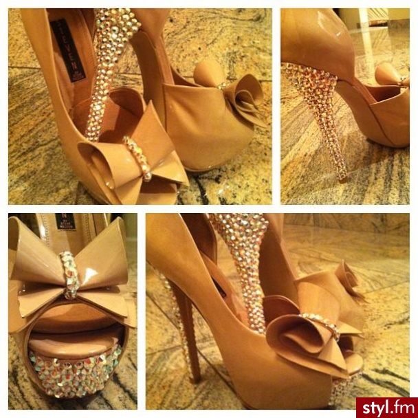 Szpilki Buty Moda