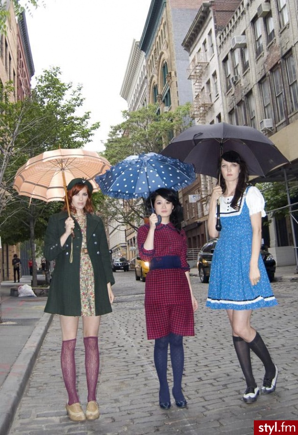 Jeżeli zdjęcie znajduje się już w galerii poproszę o link - Pozostałe Ciuchy Moda