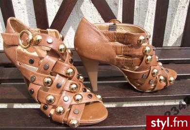 Pozostałe Buty Moda