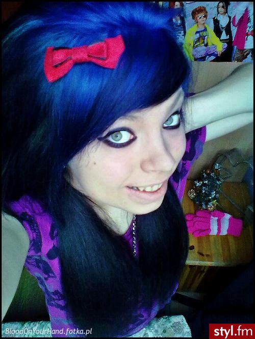 emo - Kolorowe EMO Alternatywne Długie Fryzury
