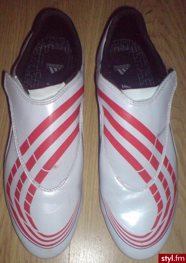 Adidas F30 Korki. Rozmiar: 43 1/3

Były używane jeden raz, okazały się za małe.

Są w bardzo dobrym stanie. - Misz-masz