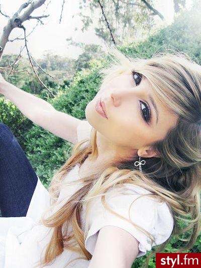 Średnie Fryzury